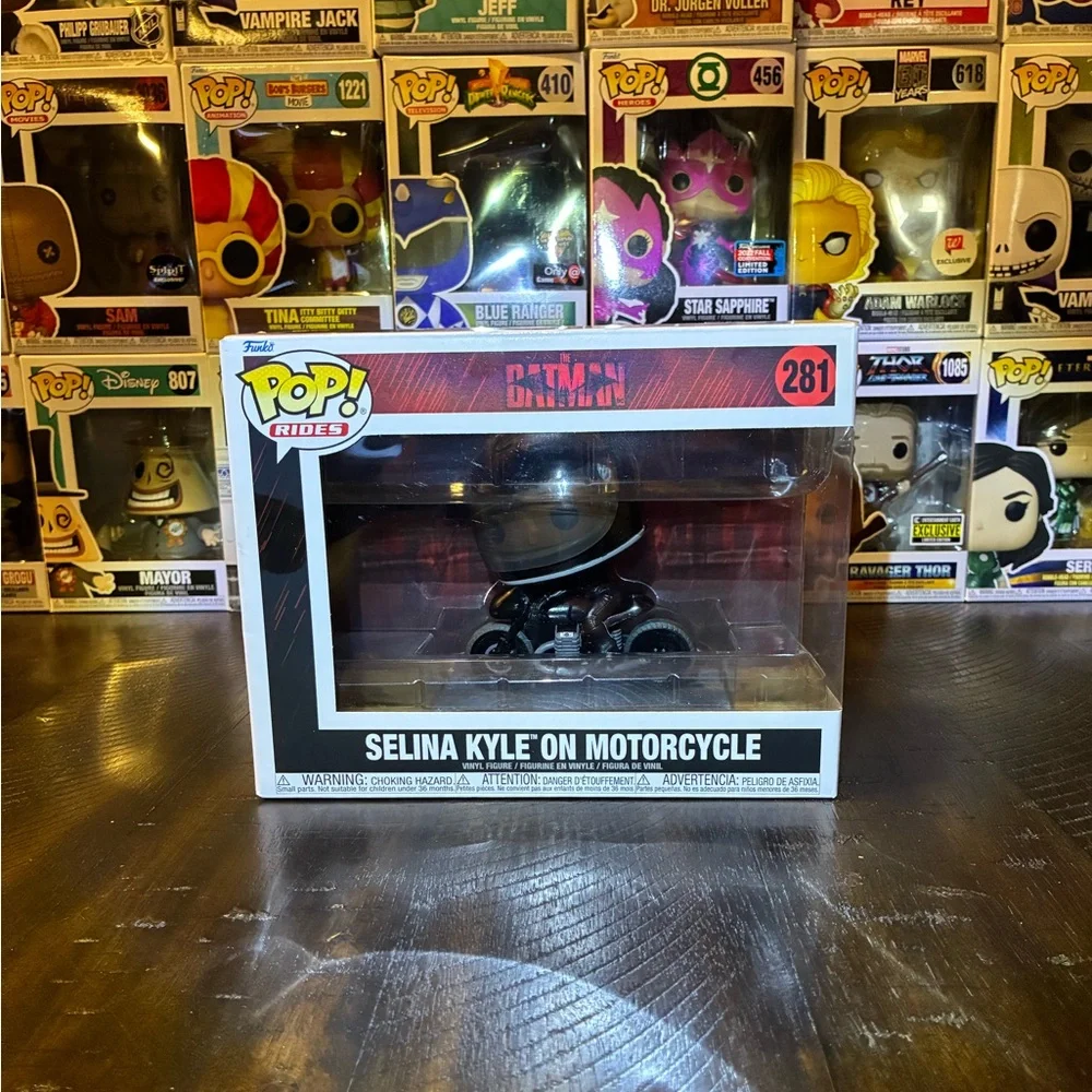 Funko Pop! Rides: DC Universe - Selina Kyle on Motorcycle #281